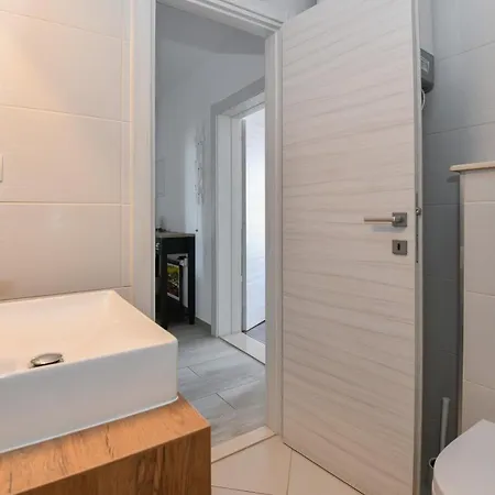 Pavlina Pensionat 3*